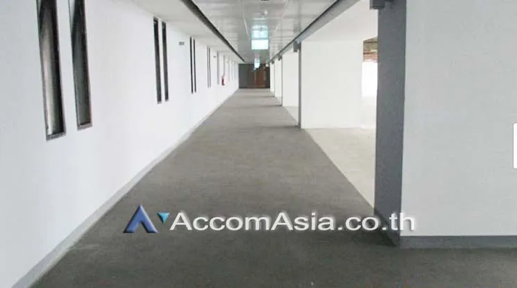 unit Office space For Rent in Silom, Bangkok  near MRT Hua Lamphong (AA15621)